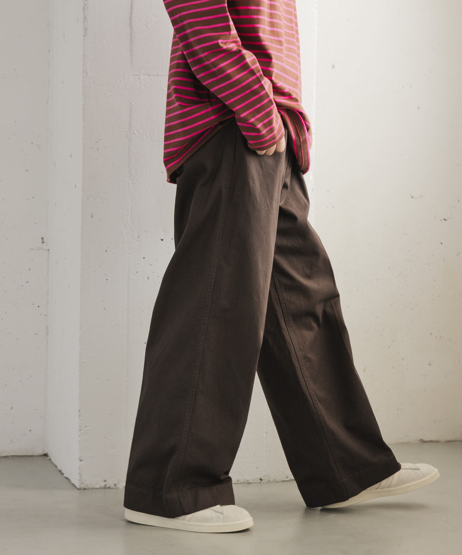 URBAN RESEARCH DOORS「FORK&SPOON　ワイドシルエットチノパンツ」|その他|ブラウン