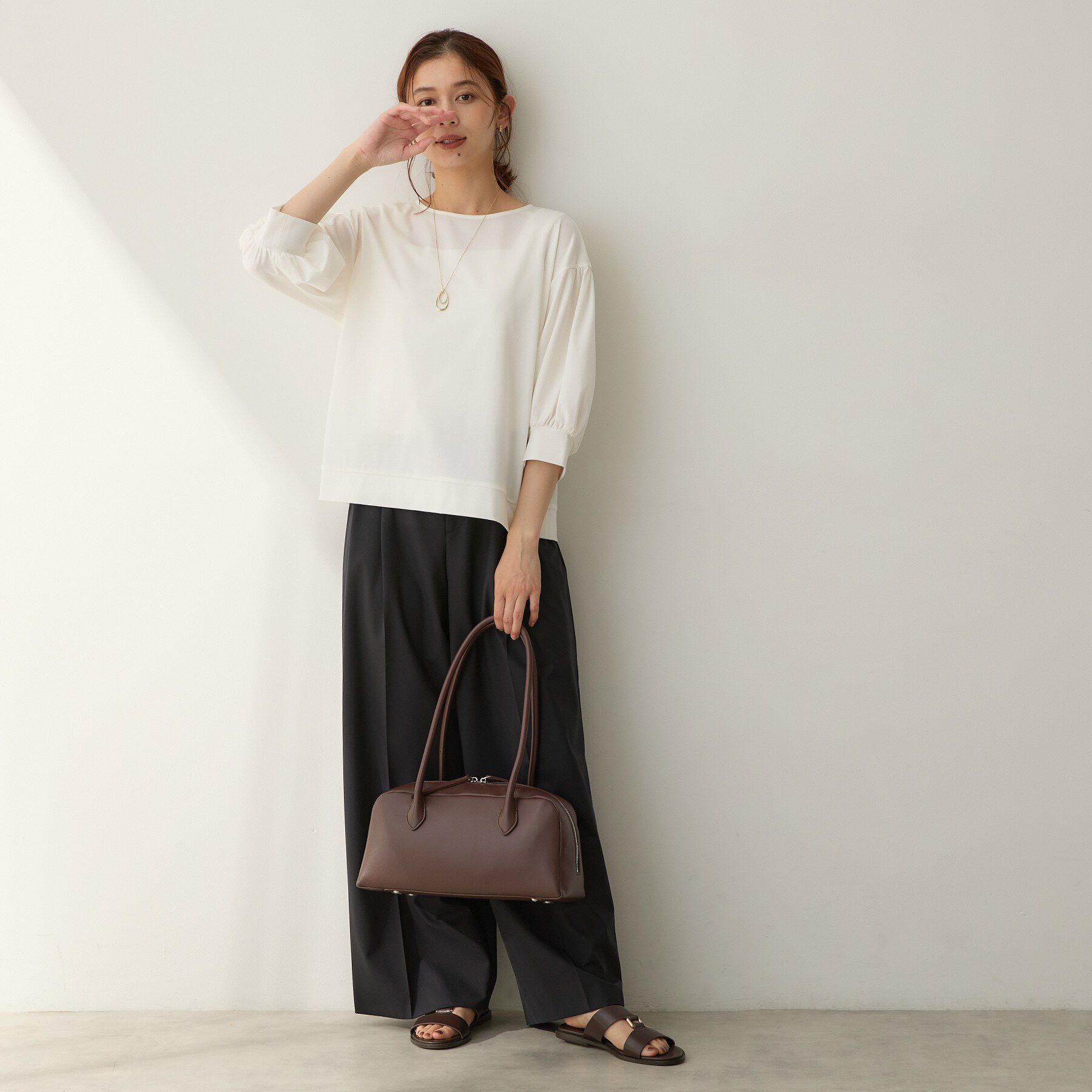 UNTITLED「【楽にきれい見え/体型カバー】パフスリーブジャージトップス」|Tシャツ・カットソー|