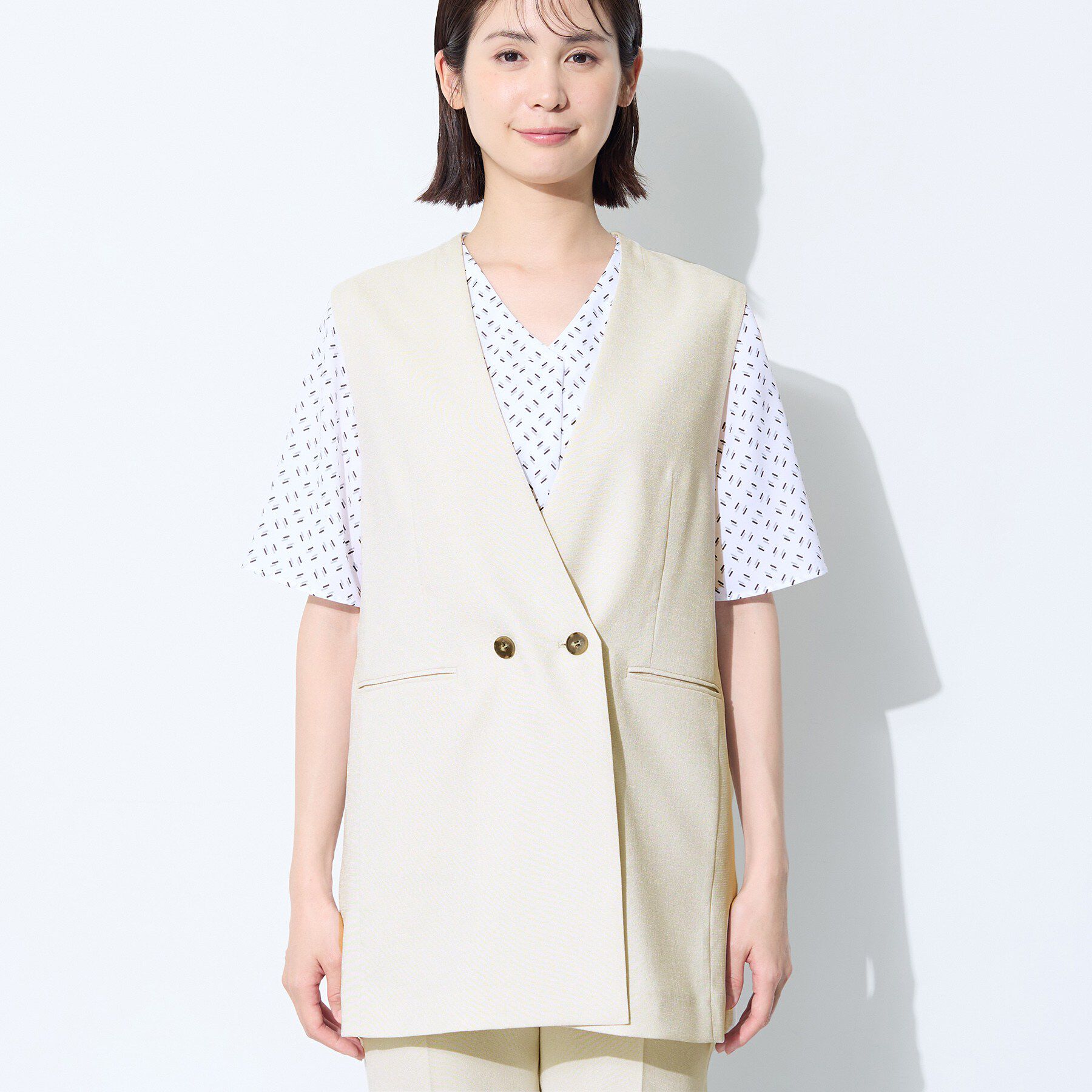 INDIVI「【SETUP可能／快適／シワになりにくい】リネンライクジレ」|ベスト・ジレ|
