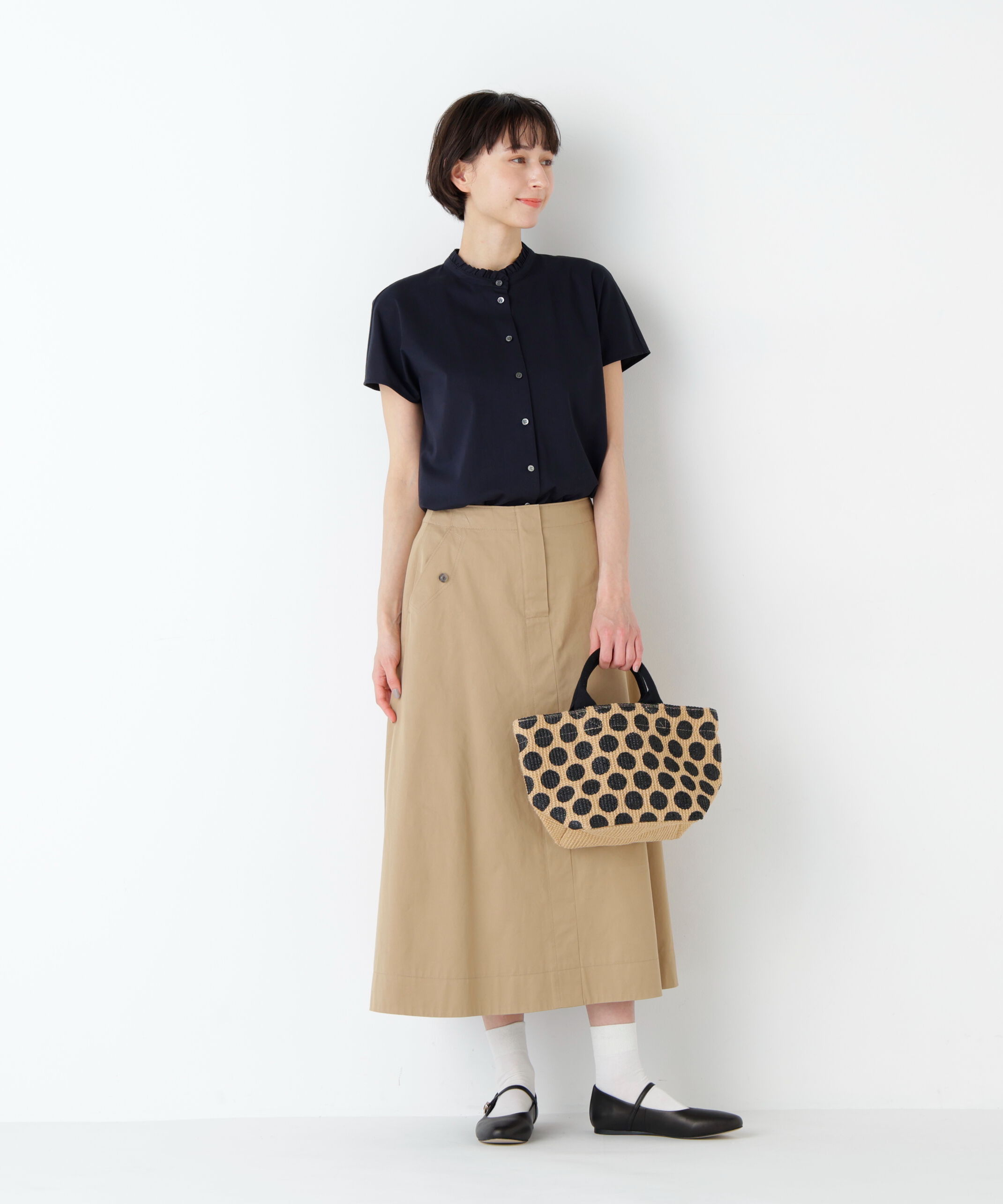  「《大人気追加入荷！ / 洗える》ライトカットソースタンドフリルブラウス」|Tシャツ・カットソー|