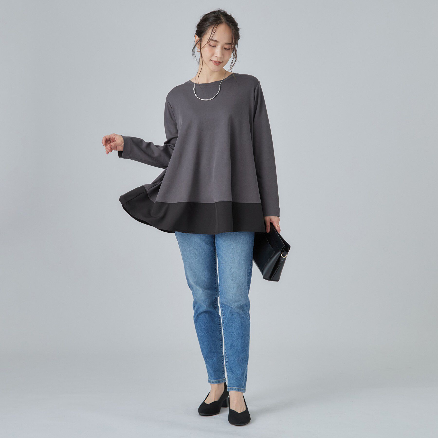 SHOO･LA･RUE「【S-LL/体型カバー】すっぽり隠れる 裾切り替えAライン長袖ゆるトップス」|Tシャツ・カットソー|