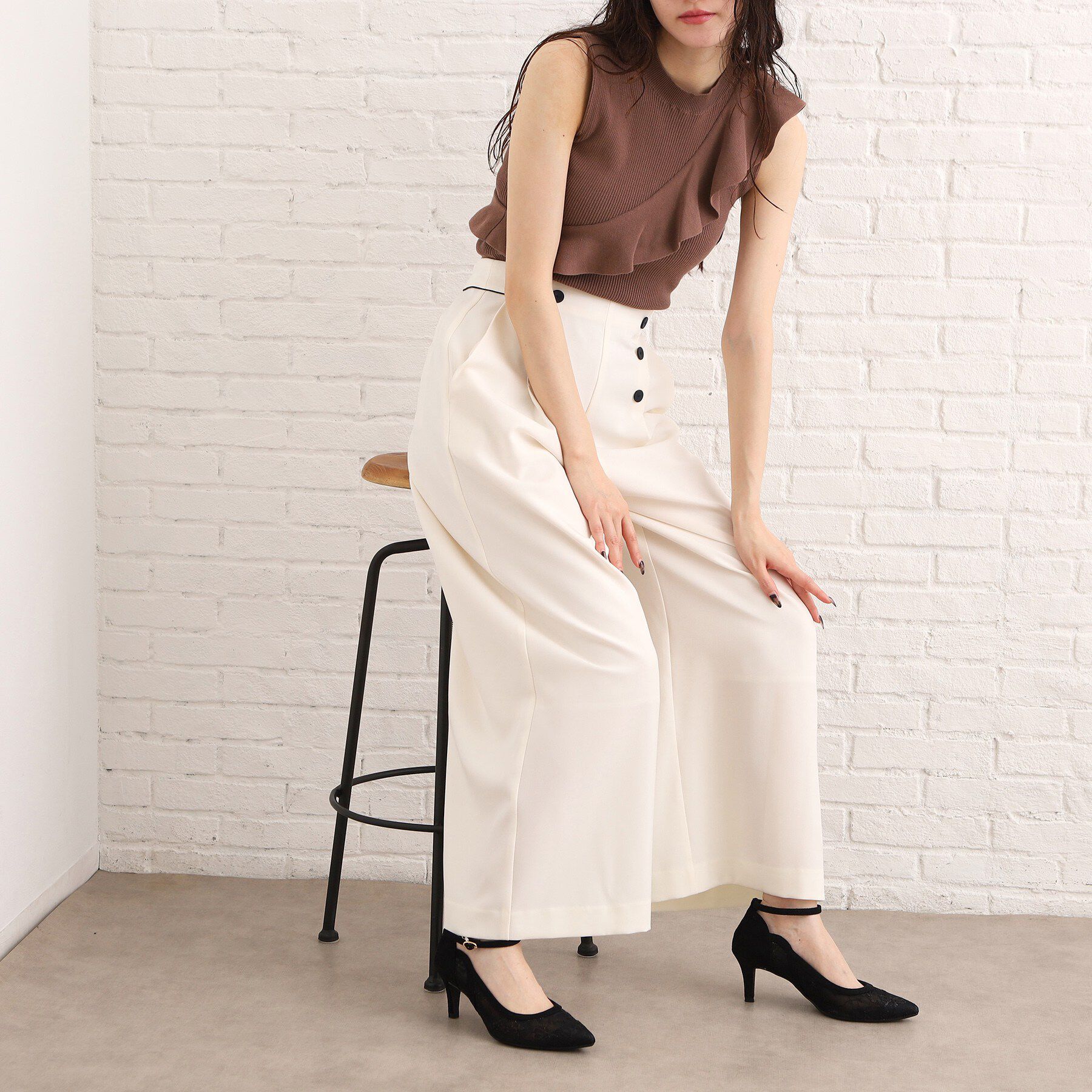 ESPERANZA「フラワーカットネックベルトパンプス」|パンプス|