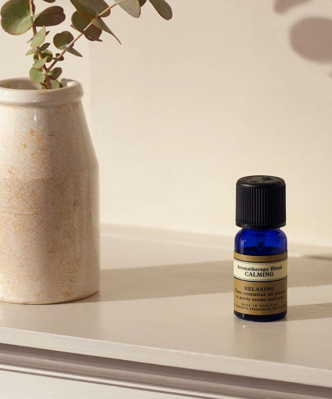NEAL&rsquo;S YARD REMEDIES「ブレンドエッセンシャルオイル カーミング 5mL」|アロマ・ルームフレグランス|