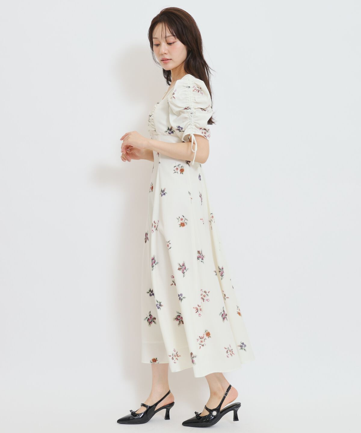 WILLSELECTION「フローラルベリープリントギャザースリーブワンピース」|ワンピース|