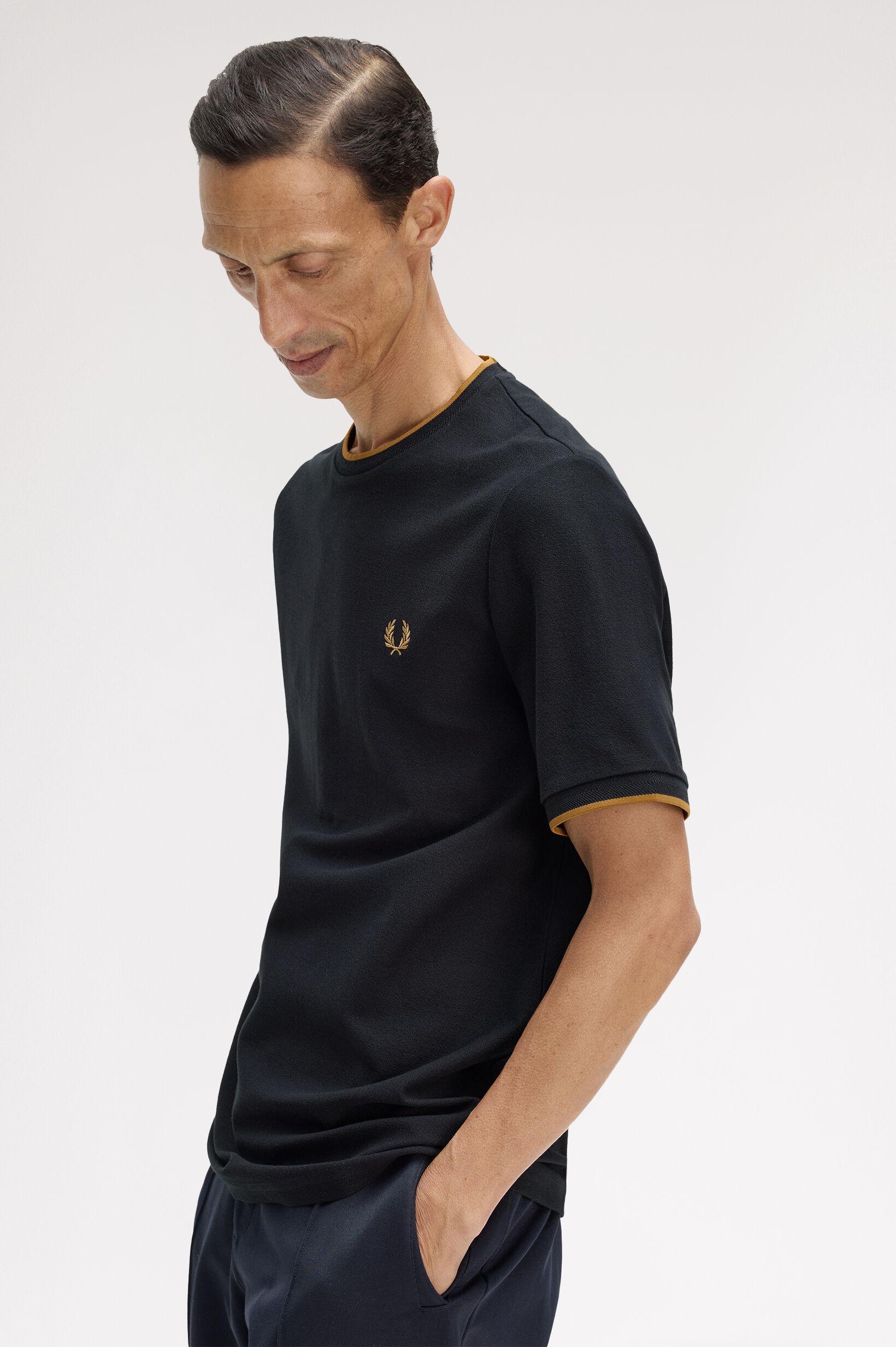 FRED PERRY 「FRED PERRY／Trim Detail Crepe Pique T-Shirt ／トリムディテールクレープピケTシャツ」|Tシャツ・カットソー|