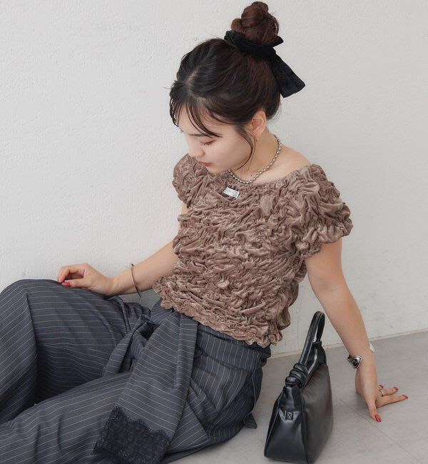  「【新色BRN】《6色展開/伸縮性あり◎》ふわふわシャーリングTシャツ」|Tシャツ・カットソー|