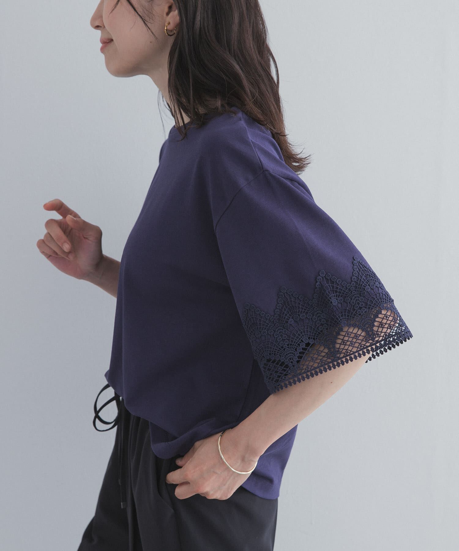 URBAN RESEARCH DOORS「レーススリーブTシャツ」|Tシャツ・カットソー|