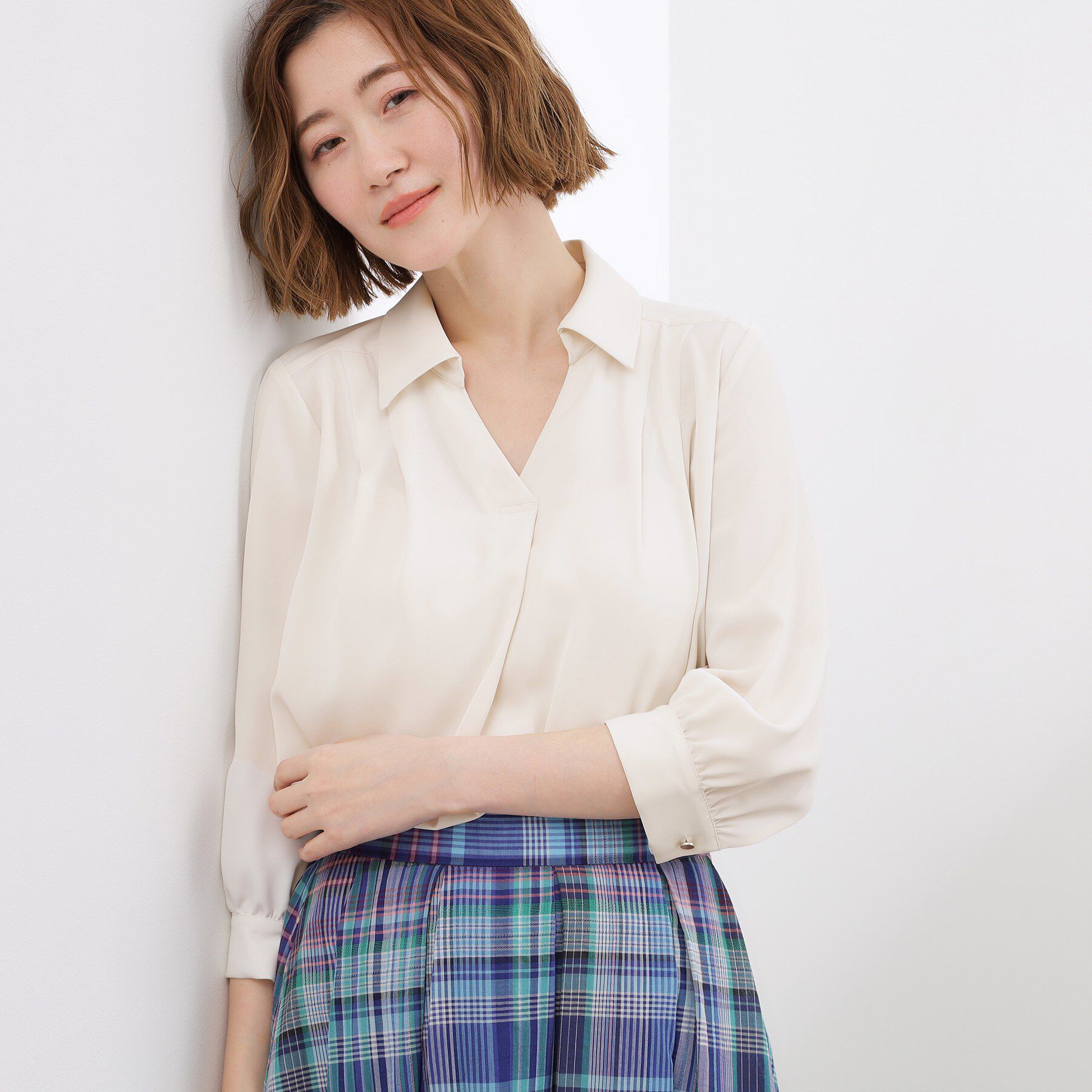 grove「高評価！【貴島明日香さん着用・洗える】チャーム付きマルチWAYボウタイブラウス」|シャツ・ブラウス|