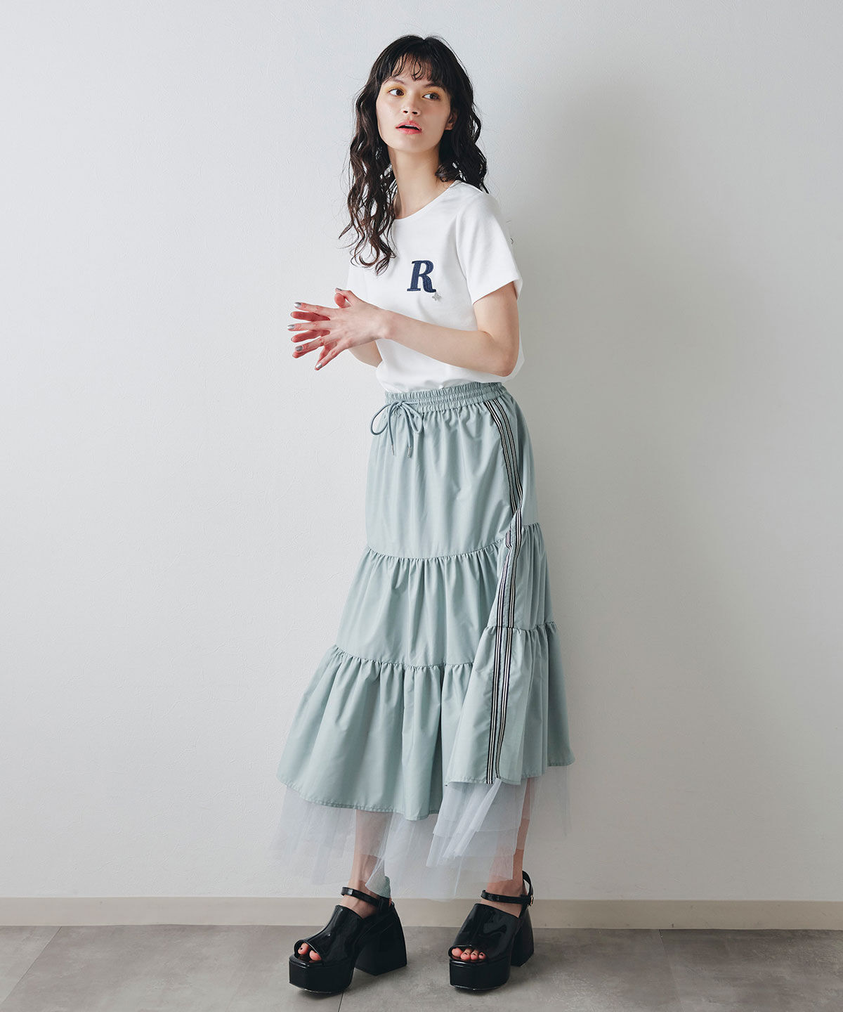 REDYAZEL「ビジューRチャームTシャツ」|Tシャツ・カットソー|