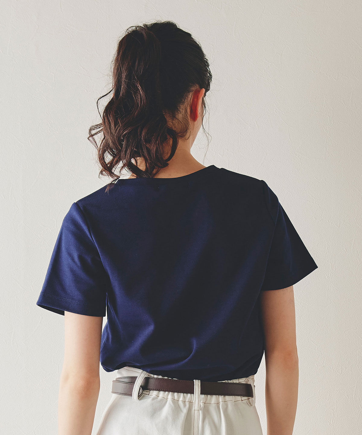 REDYAZEL「ビジューRチャームTシャツ」|Tシャツ・カットソー|