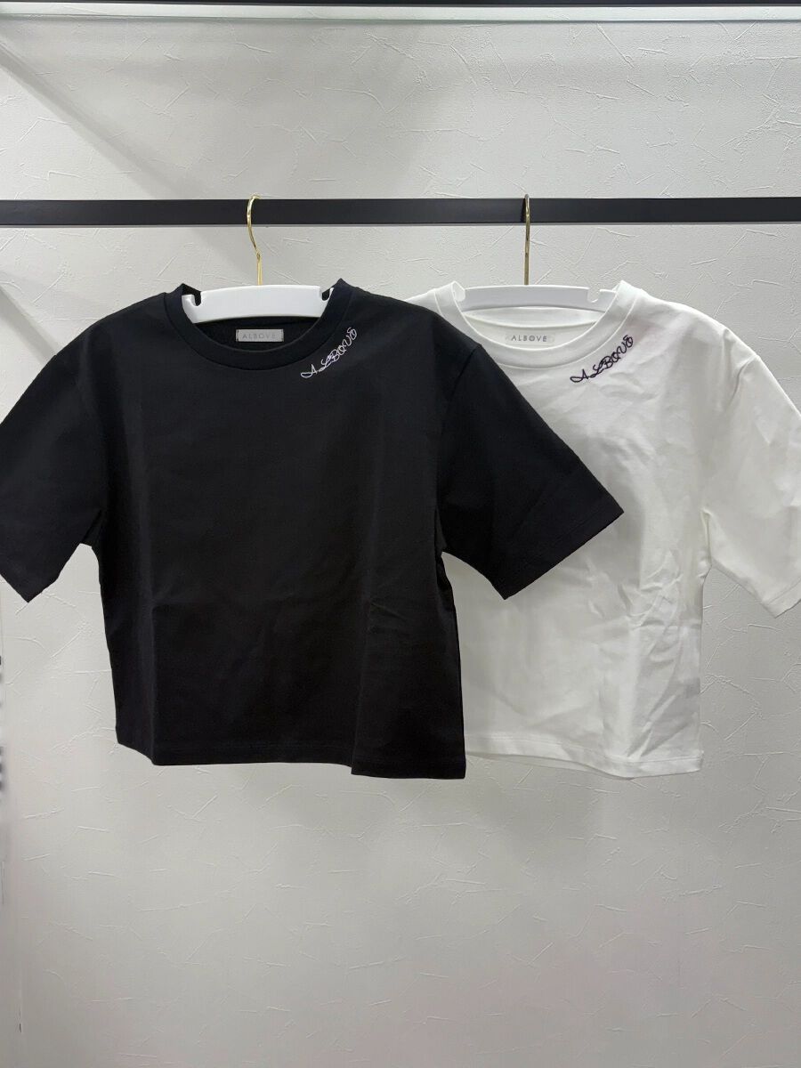 ALBOVE「ALBOVEネックロゴTシャツ」|Tシャツ・カットソー|