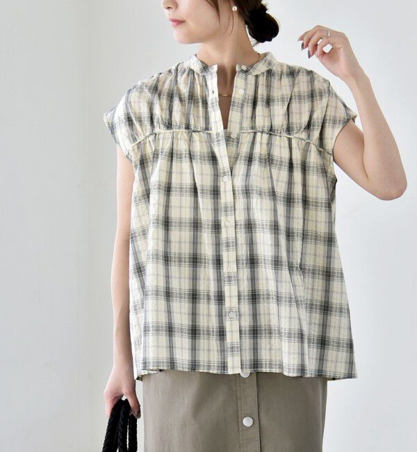 quaranciel「quaranciel:〈手洗い可能〉チェック ギャザー バンドカラー フレンチ シャツ」|シャツ・ブラウス|