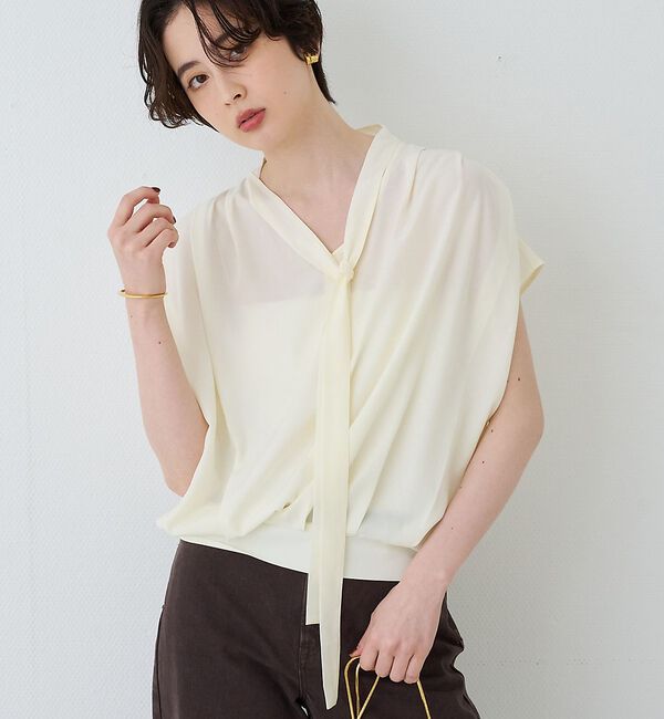 Rouge vif「タイ付きドレープタックVネックブラウス」|シャツ・ブラウス|オフホワイト
