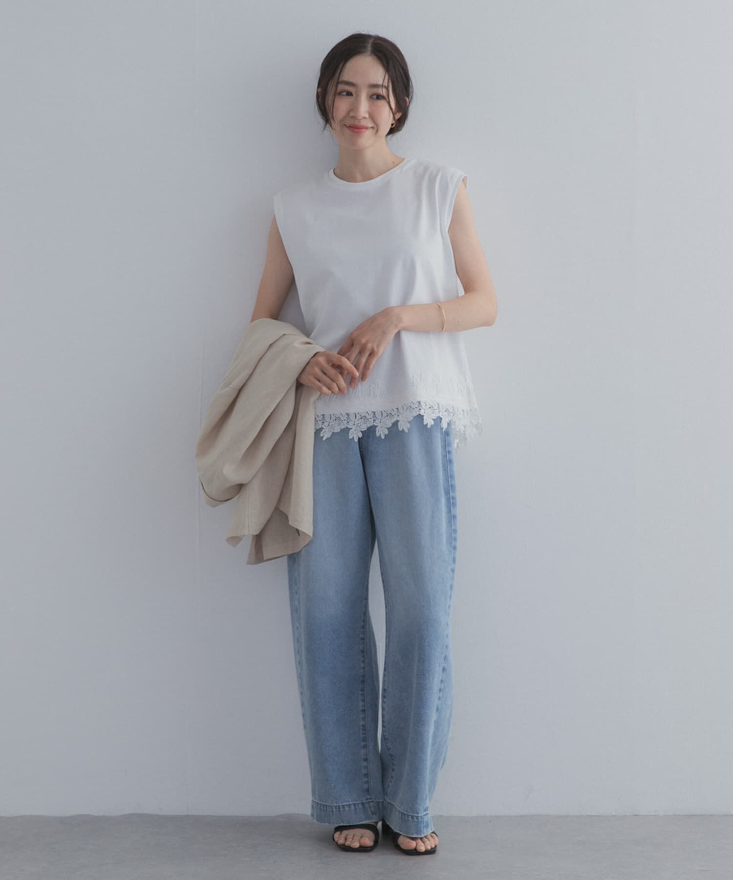 URBAN RESEARCH DOORS「裾レースノースリーブプルオーバー」|Tシャツ・カットソー|