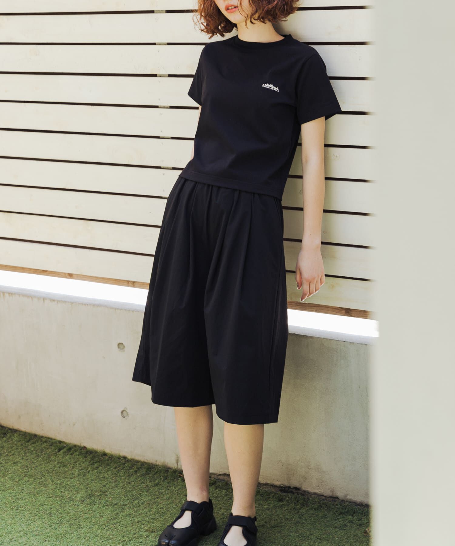 URBAN RESEARCH「『撥水/吸水速乾/UVｶｯﾄ』『別注』THOUSAND MILE&times;URBAN RESEARCH MID LENGTH TUCK PANTS」|その他|