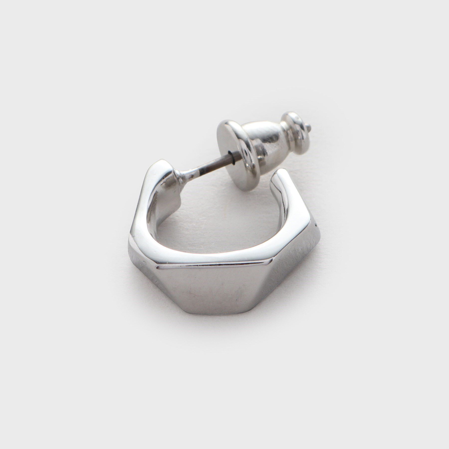 TAKEO KIKUCHI「ペンタゴンカットピアス」|ピアス|