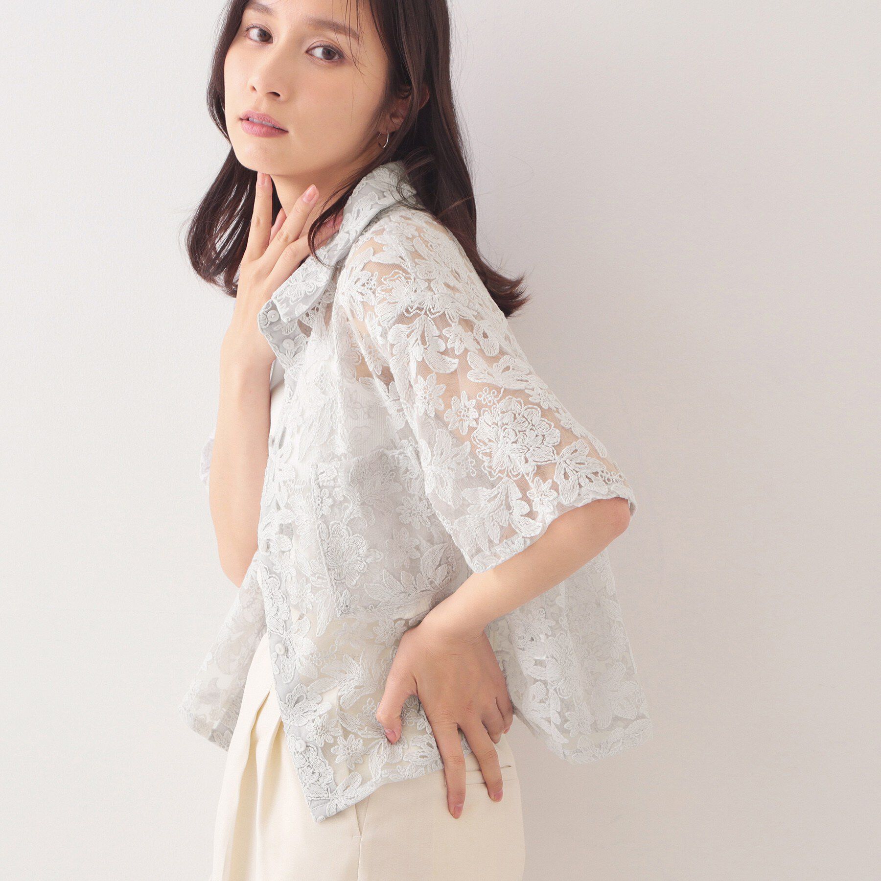 index「フラワー刺繍シアーシャツ【洗濯機OK／イージーアイロン】」|シャツ・ブラウス|
