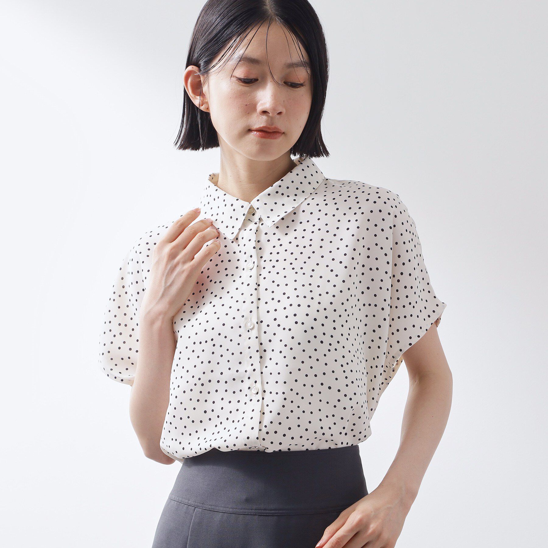 THE SHOP TK「大人のためのドット柄 襟付きブラウス」|シャツ・ブラウス|