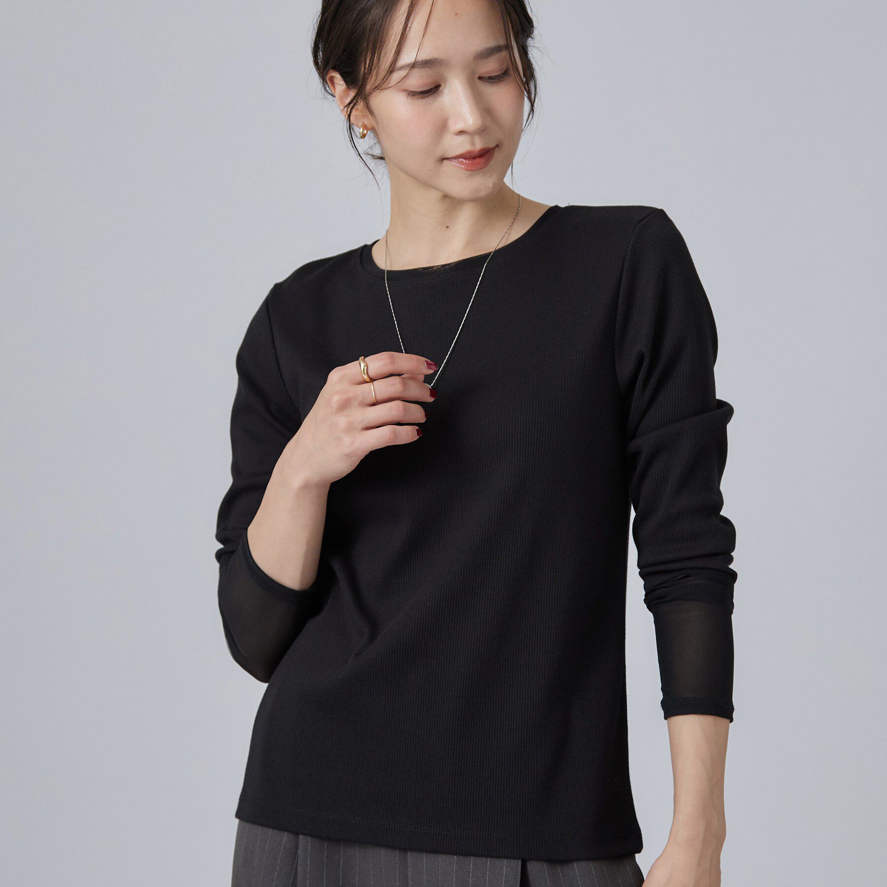 SHOO･LA･RUE「【S-LL/洗濯機可】コーデの幅広がる お袖チュールトップス」|Tシャツ・カットソー|ブラック(119)