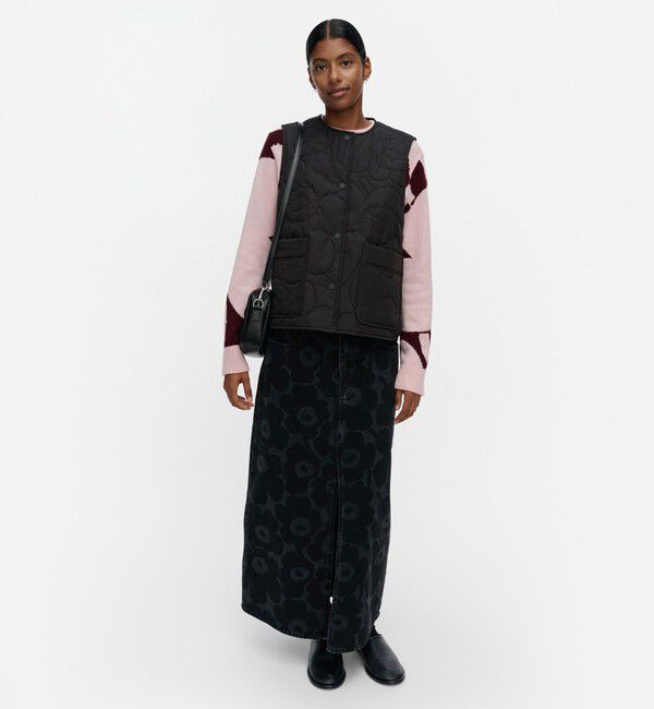 Marimekko「Kaiverrus Piirto Unikko ベスト」|その他|ブラック&times;ブラック