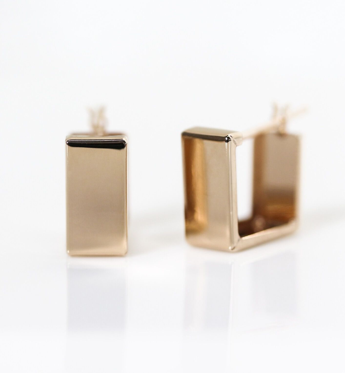  「ゴールド スクエア スナップ フープ ピアス | K10YG」|ピアス|