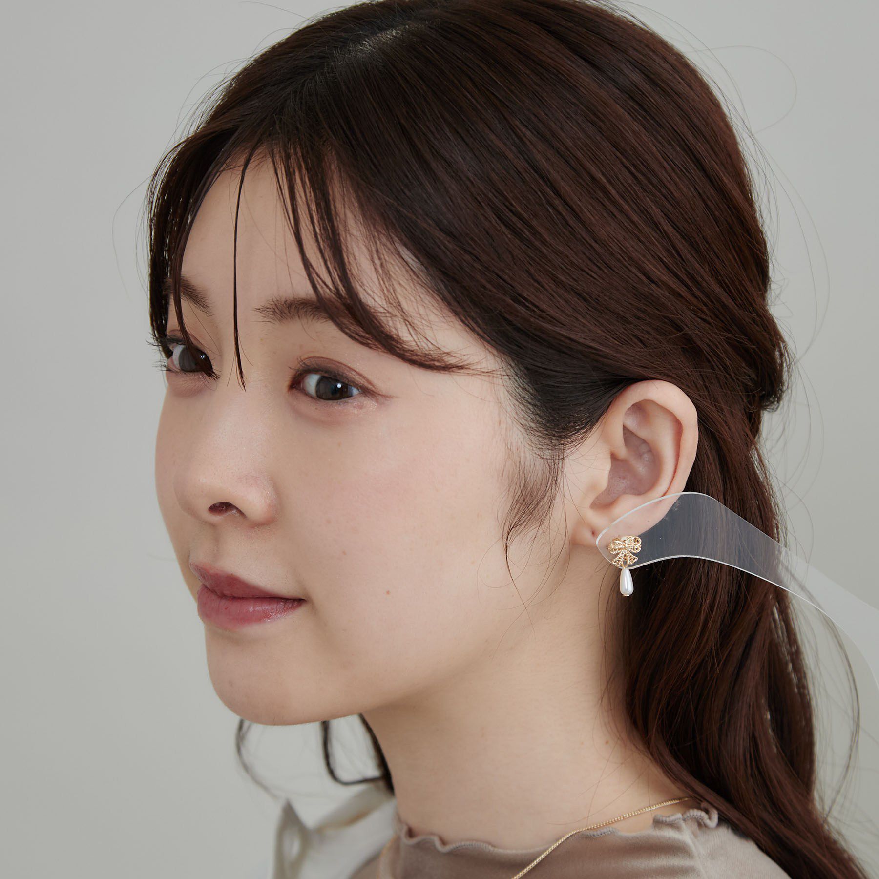 Couture broach「リボンパール調ピアス」|ピアス|
