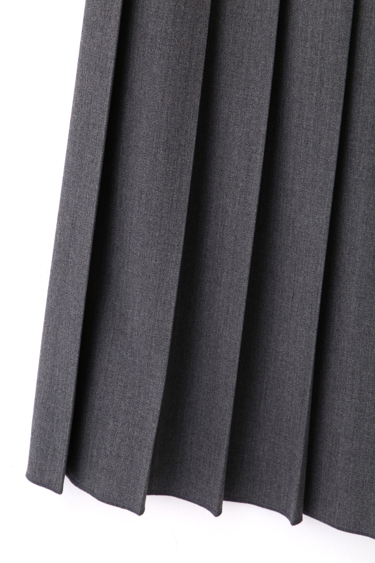 YLEVE 「YLEVE / WOOL SURGE PLEATED  SKIRT」|スカート|