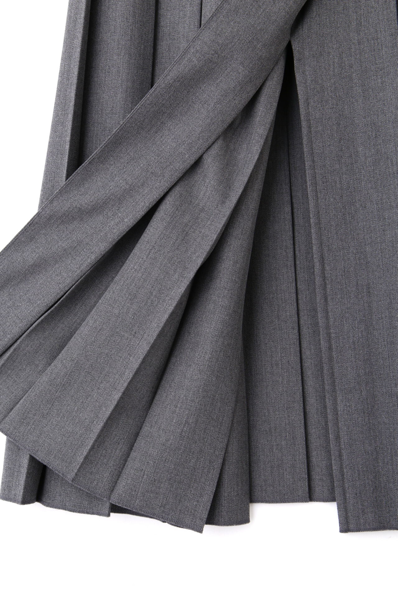 YLEVE 「YLEVE / WOOL SURGE PLEATED  SKIRT」|スカート|