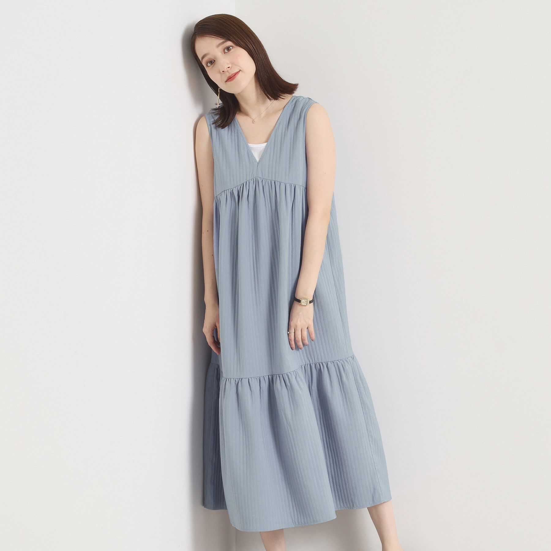 ITS&rsquo;DEMO「【洗濯機OK／ロングシーズン使える】ティアードVネックワンピース」|ワンピース|