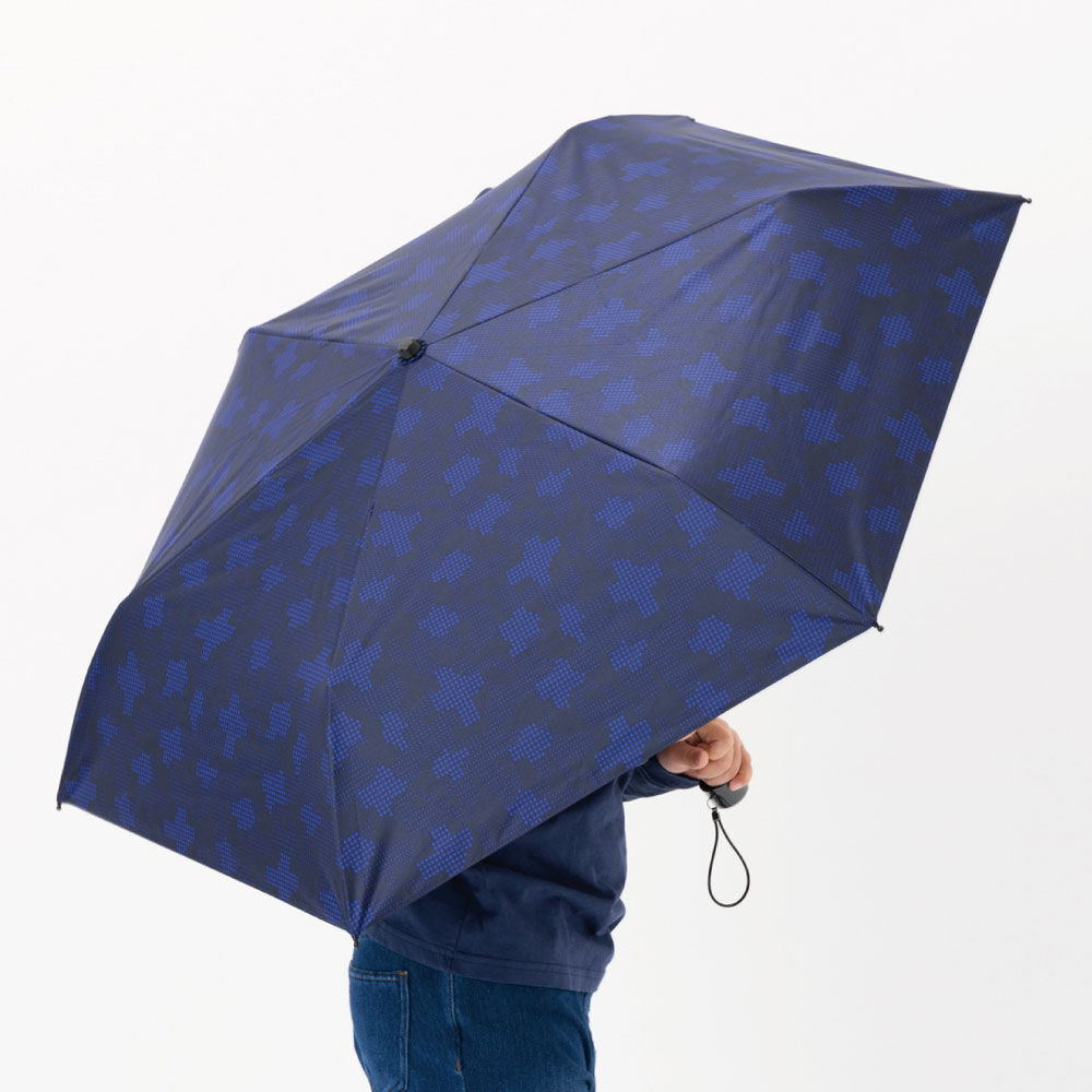 BACKYARD FAMILY「男の子 折りたたみ傘 子供 通販 折り畳み傘 傘 55cm キッズ ジュニア 晴雨兼用傘 雨傘」|傘|ブルー1