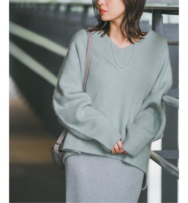 NOBLE「《WEB・一部店舗限定追加予約》YAKワイドVネックニット」|ニット・セーター|ブルー A
