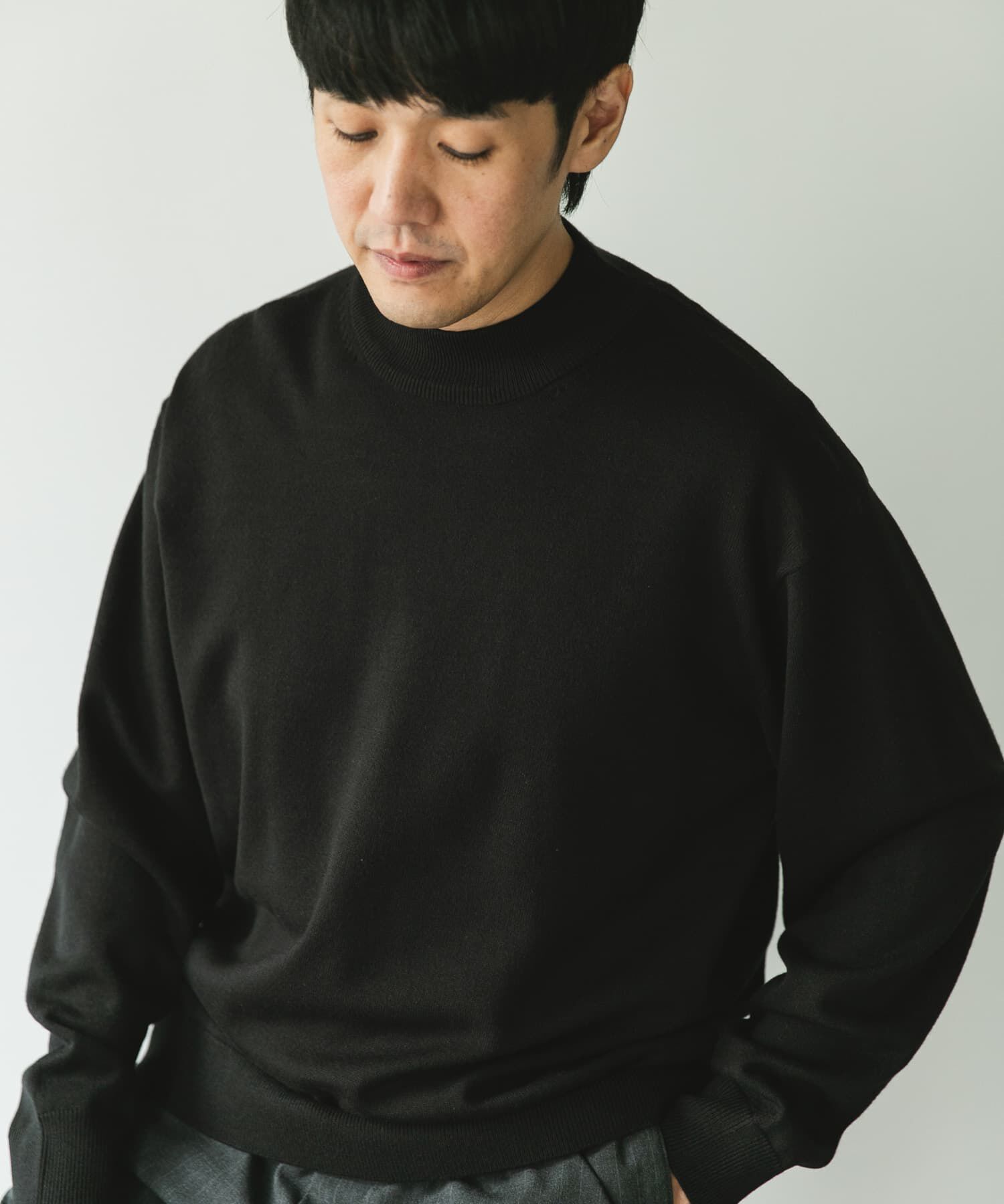 URBAN RESEARCH DOORS「『仁村紗和さん着用』『UR TECH 200日ニット』 モックネック」|ニット・セーター|