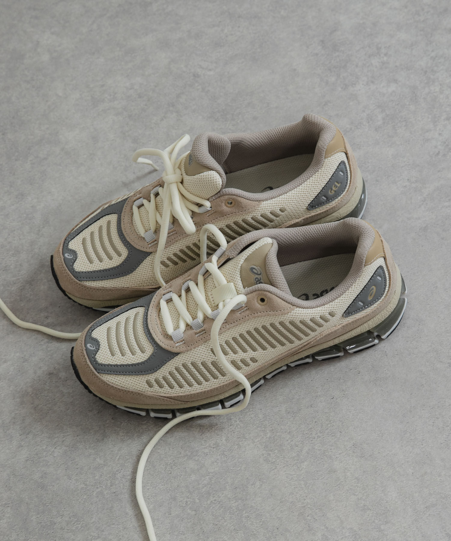 URBAN RESEARCH「ASICS　GEL-QUANTUM 360 l AMP」|スニーカー|ベージュ