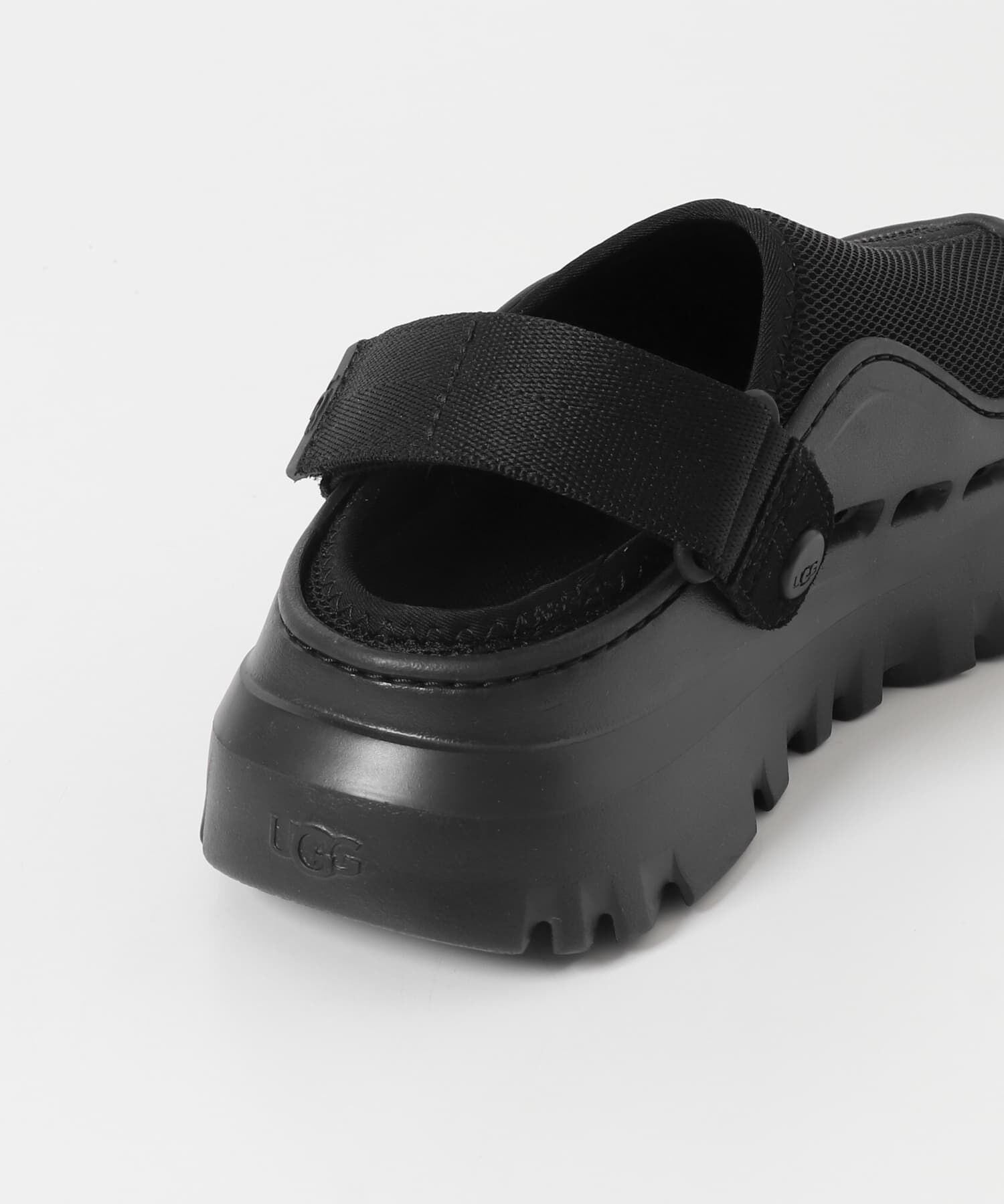 URBAN RESEARCH「UGG　M PEAKMOD」|サンダル|
