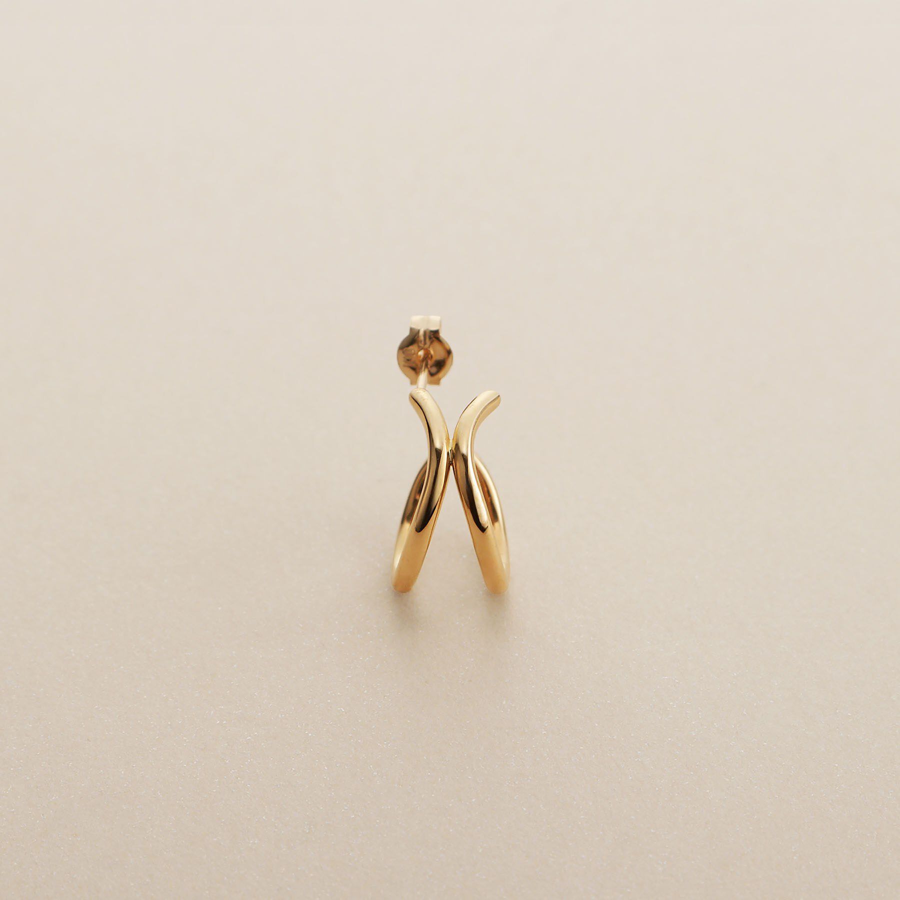 COCOSHNIK「K10中空Xループ スタッドピアス」|ピアス|