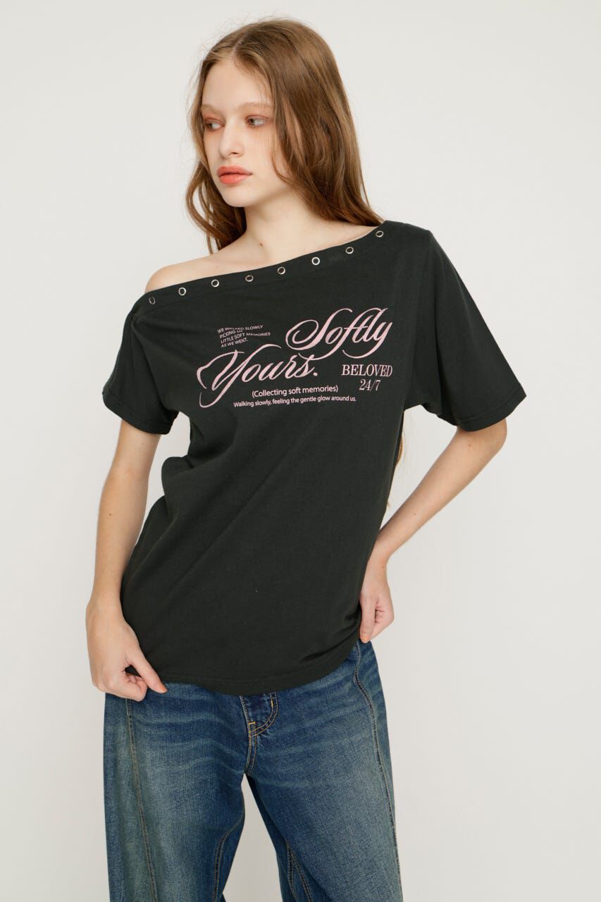 SLY「ONE SHOULDER PRINT トップス」|Tシャツ・カットソー|