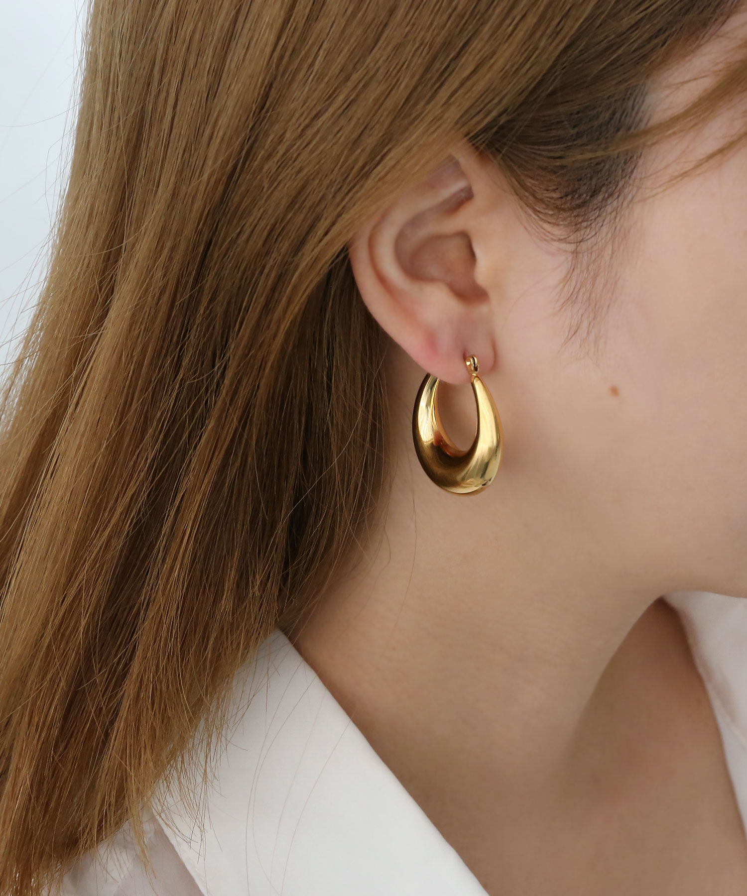  「[stainless]ステンレス・プランプドロップフープピアス〈金属アレルギー対応〉」|ピアス|ゴールド