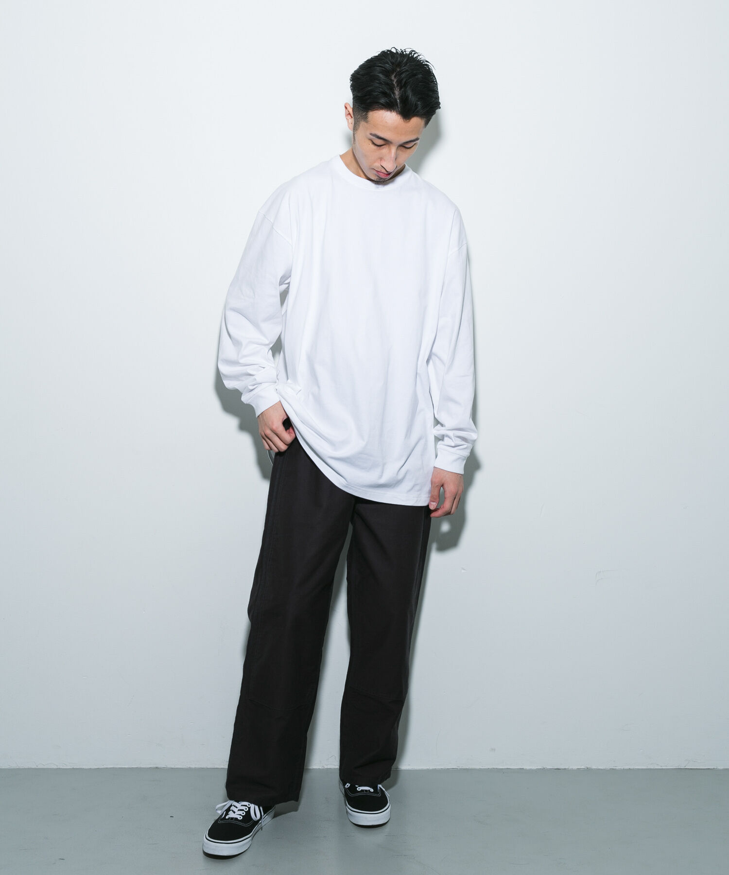 URBAN RESEARCH DOORS「『別注』Hanes&times;DOORS　BEEFY-T-SHIRTS FIT LONG-SLEEVE」|Tシャツ・カットソー|