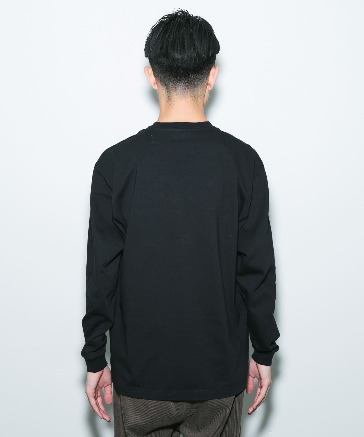 URBAN RESEARCH DOORS「『別注』Hanes&times;DOORS　BEEFY-T-SHIRTS FIT LONG-SLEEVE」|Tシャツ・カットソー|