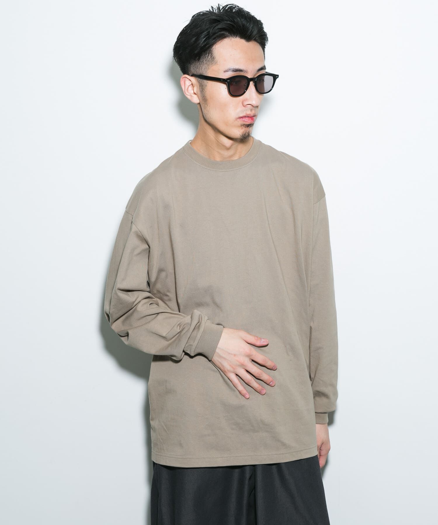 URBAN RESEARCH DOORS「『別注』Hanes&times;DOORS　BEEFY-T-SHIRTS FIT LONG-SLEEVE」|Tシャツ・カットソー|