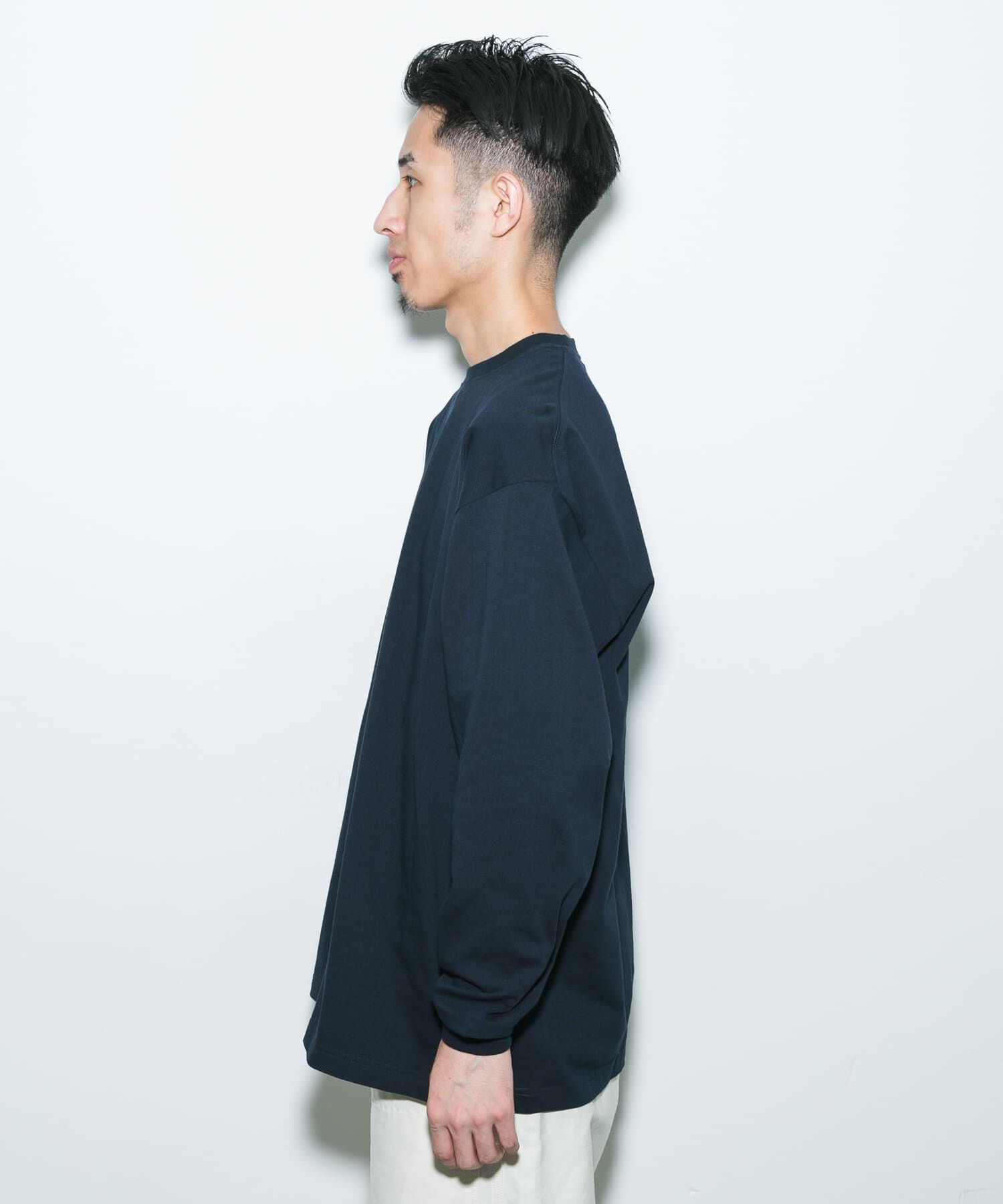 URBAN RESEARCH DOORS「『別注』Hanes&times;DOORS　BEEFY-T-SHIRTS FIT LONG-SLEEVE」|Tシャツ・カットソー|