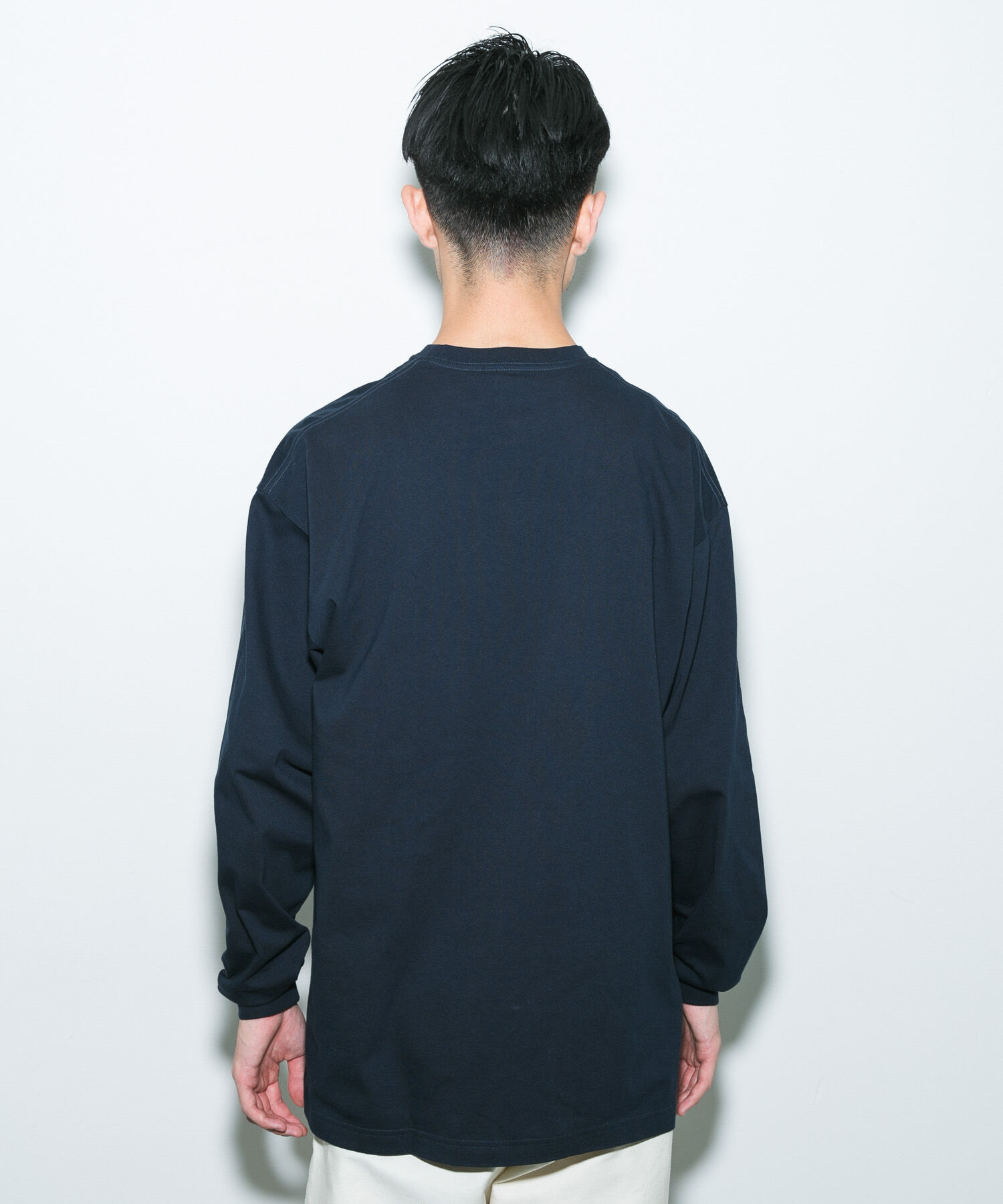 URBAN RESEARCH DOORS「『別注』Hanes&times;DOORS　BEEFY-T-SHIRTS FIT LONG-SLEEVE」|Tシャツ・カットソー|