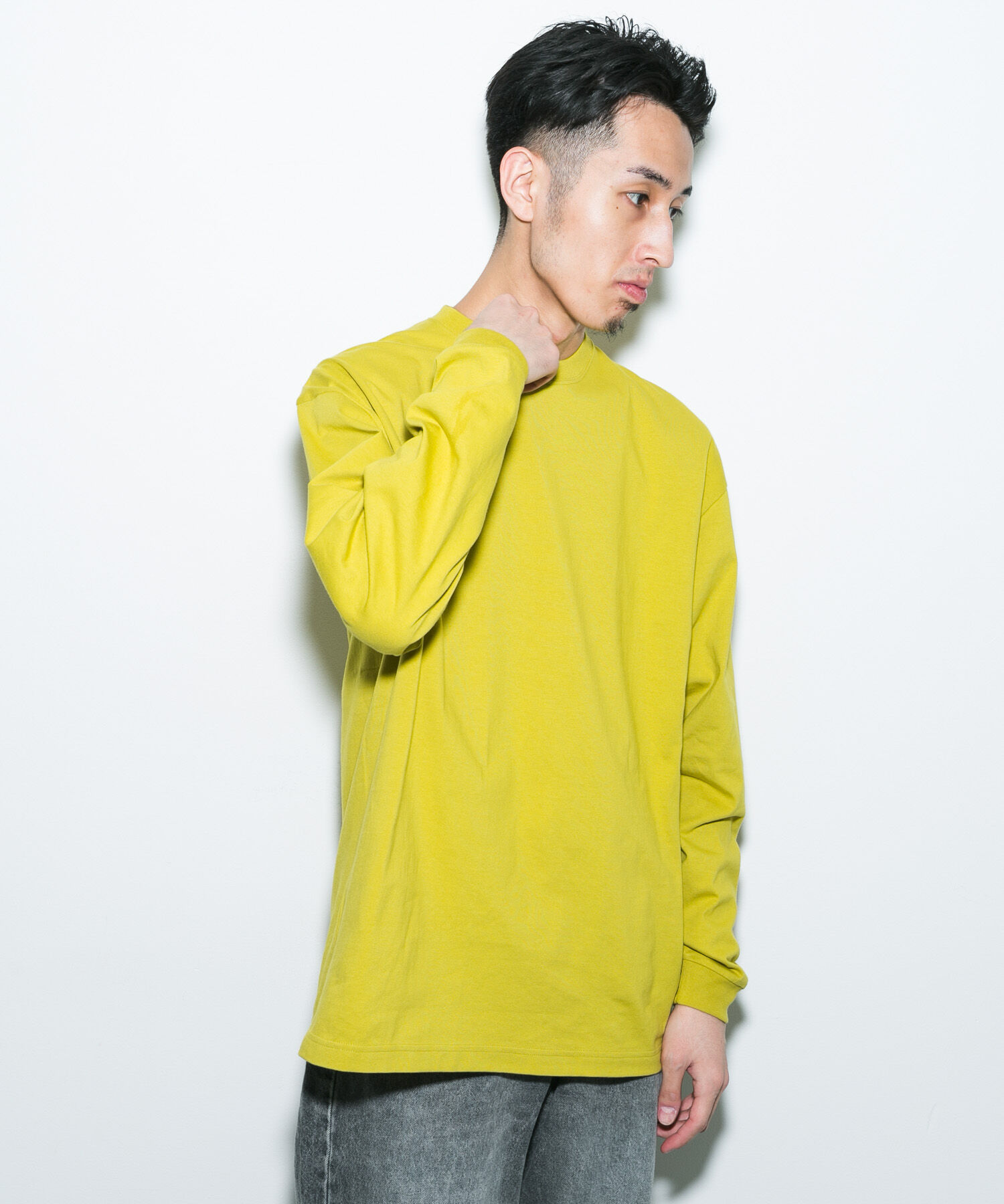 URBAN RESEARCH DOORS「『別注』Hanes&times;DOORS　BEEFY-T-SHIRTS FIT LONG-SLEEVE」|Tシャツ・カットソー|