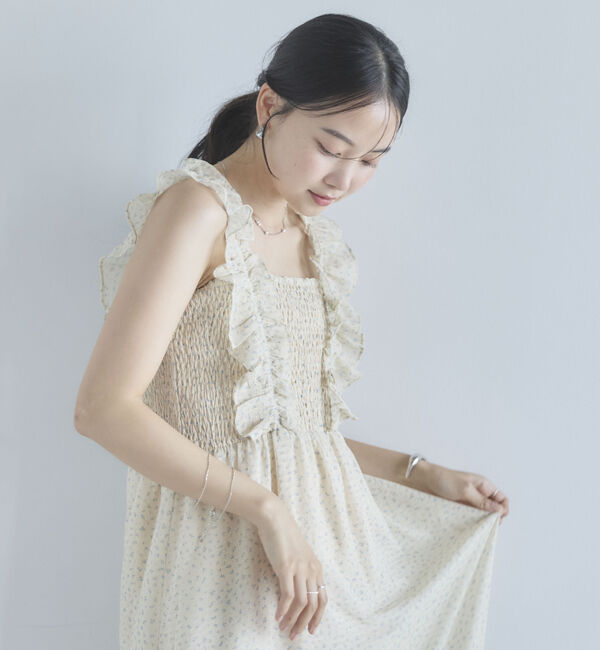 archives「花柄フリルシャーリングノースリワンピース」|ワンピース|