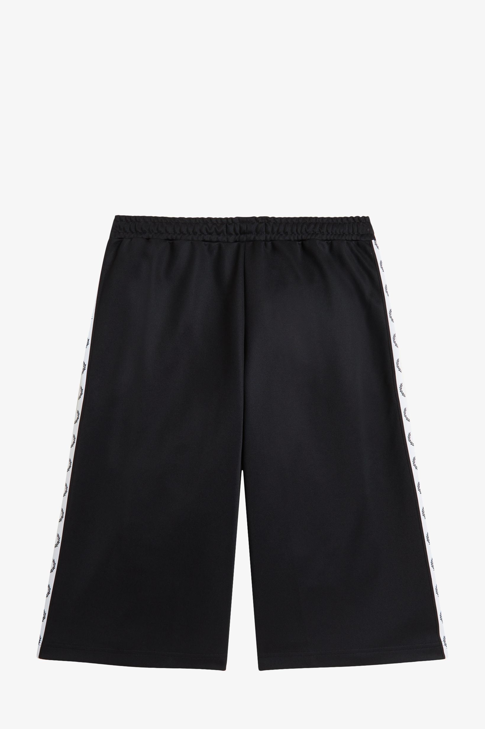 FRED PERRY 「Taped Track Shorts／テープトラックショートパンツ」|その他|