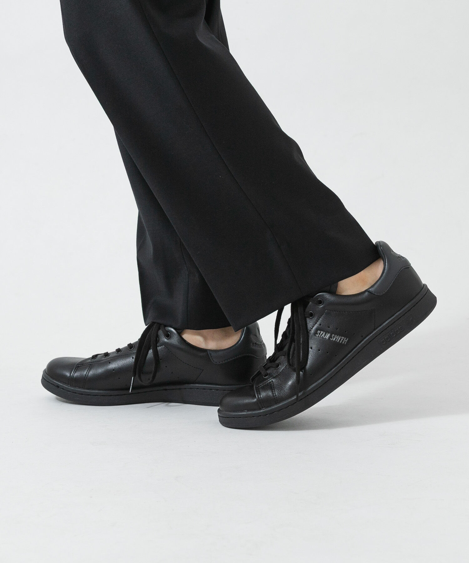 URBAN RESEARCH「adidas　STAN SMITH LUX」|スニーカー|
