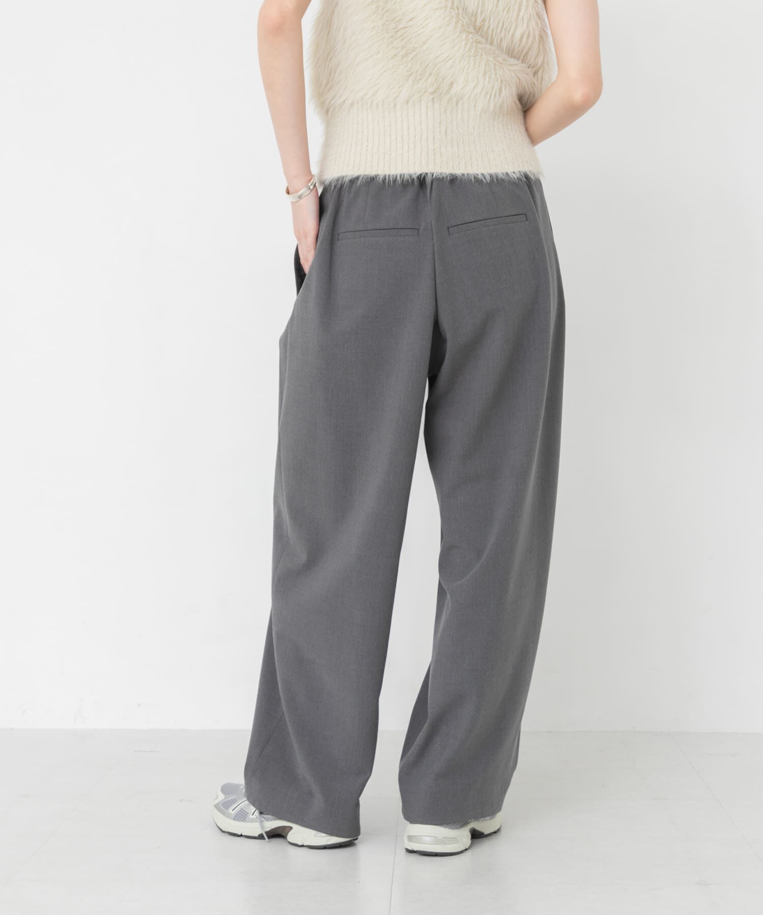 URBAN RESEARCH「『4サイズ展開』スリータックワイドパンツ」|その他|
