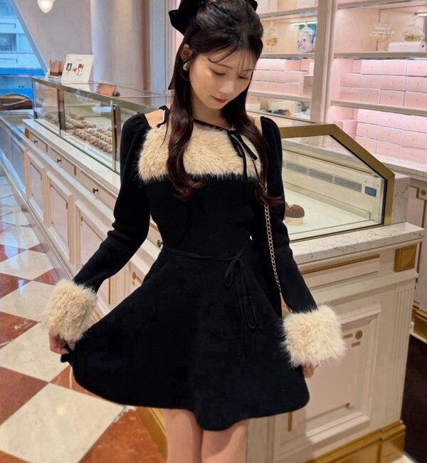  「フェイクファーくびれニットミニワンピ【SMサイズ展開】」|ワンピース|