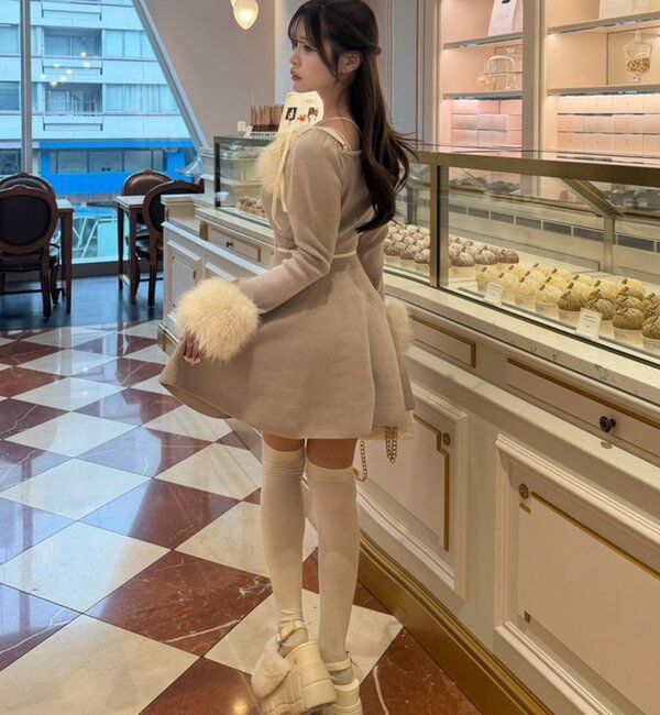  「フェイクファーくびれニットミニワンピ【SMサイズ展開】」|ワンピース|