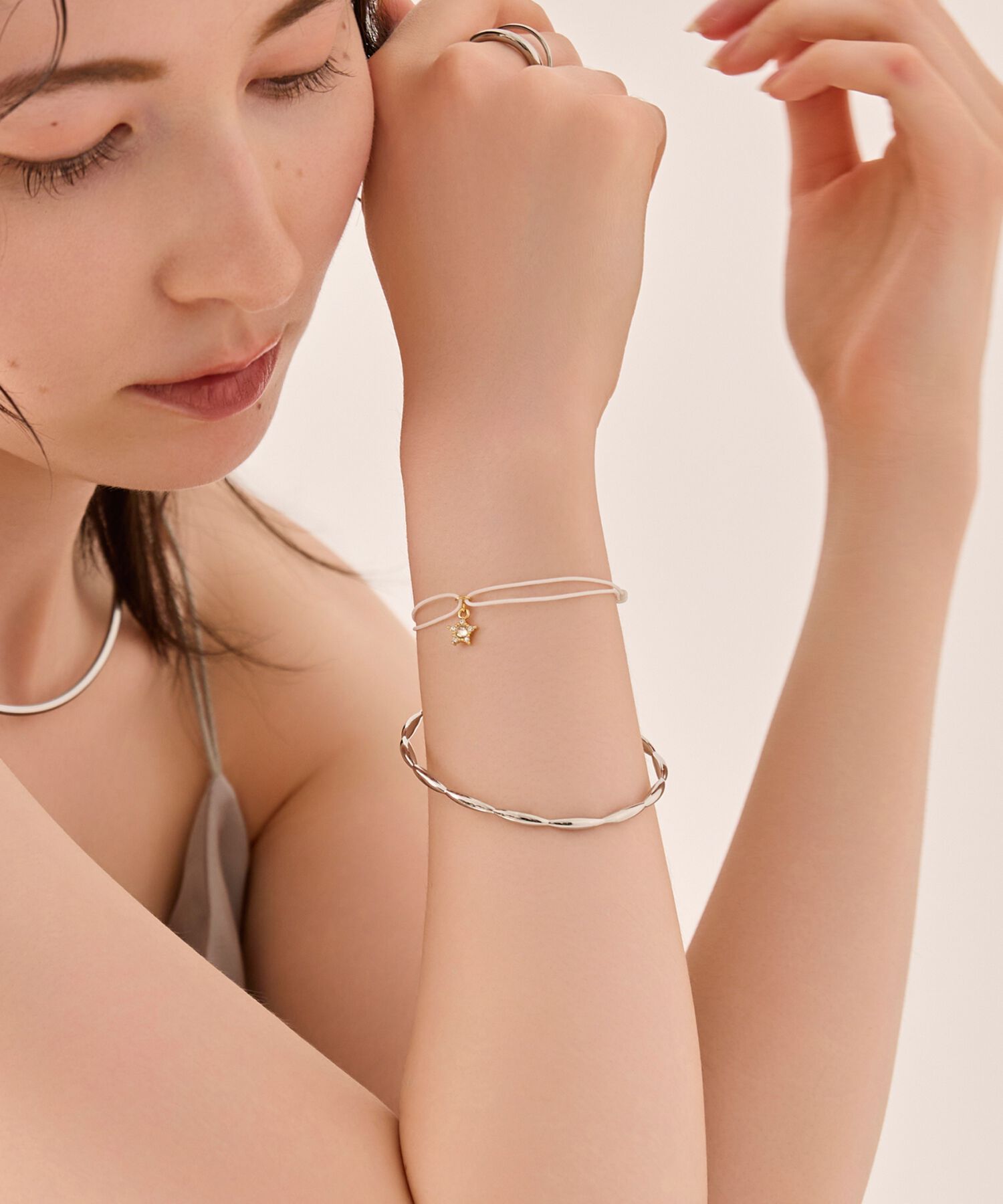 Phoebe「【金属アレルギー対応】バブルニュアンスバングル　シルバー/ニッケルフリー」|ブレスレット・バングル|